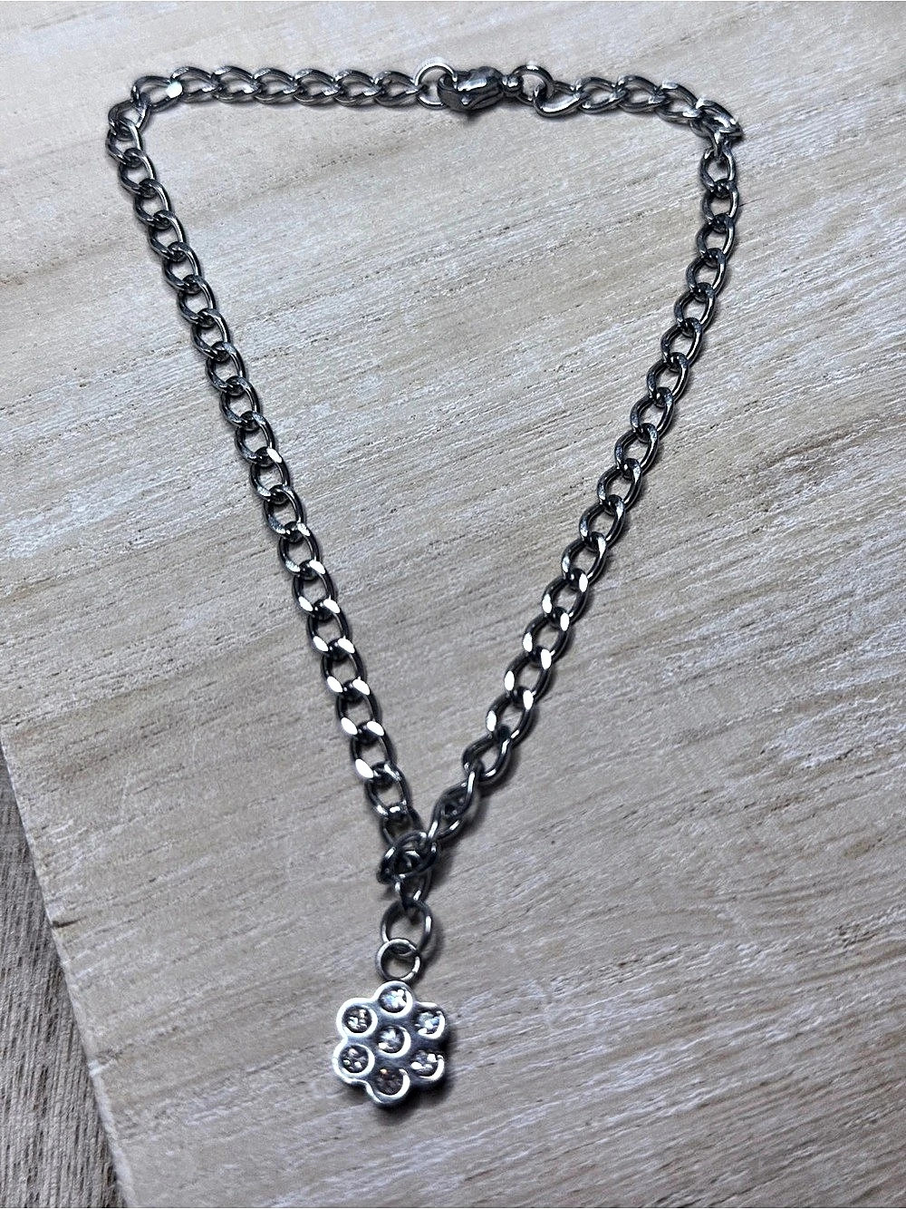 Stainless Steel Floral Pendant Anklet Like New
